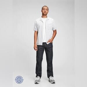 NWOT GAP Standard Jeans, 38x32